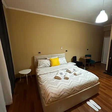 Mb King 4* Gjirokastër