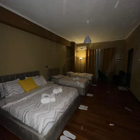 Mb King Hotel Gjirokaster