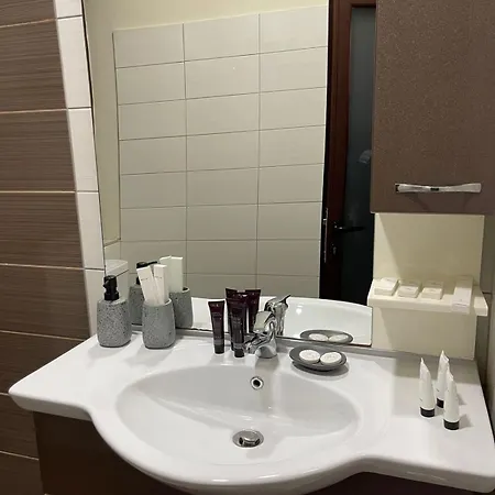 Mb King Hotel 4*